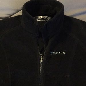 Black marmot zip fleece
